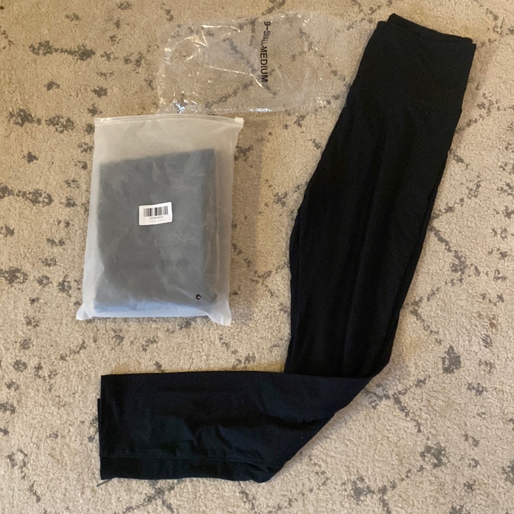 NWT Pack of 3 leggings
